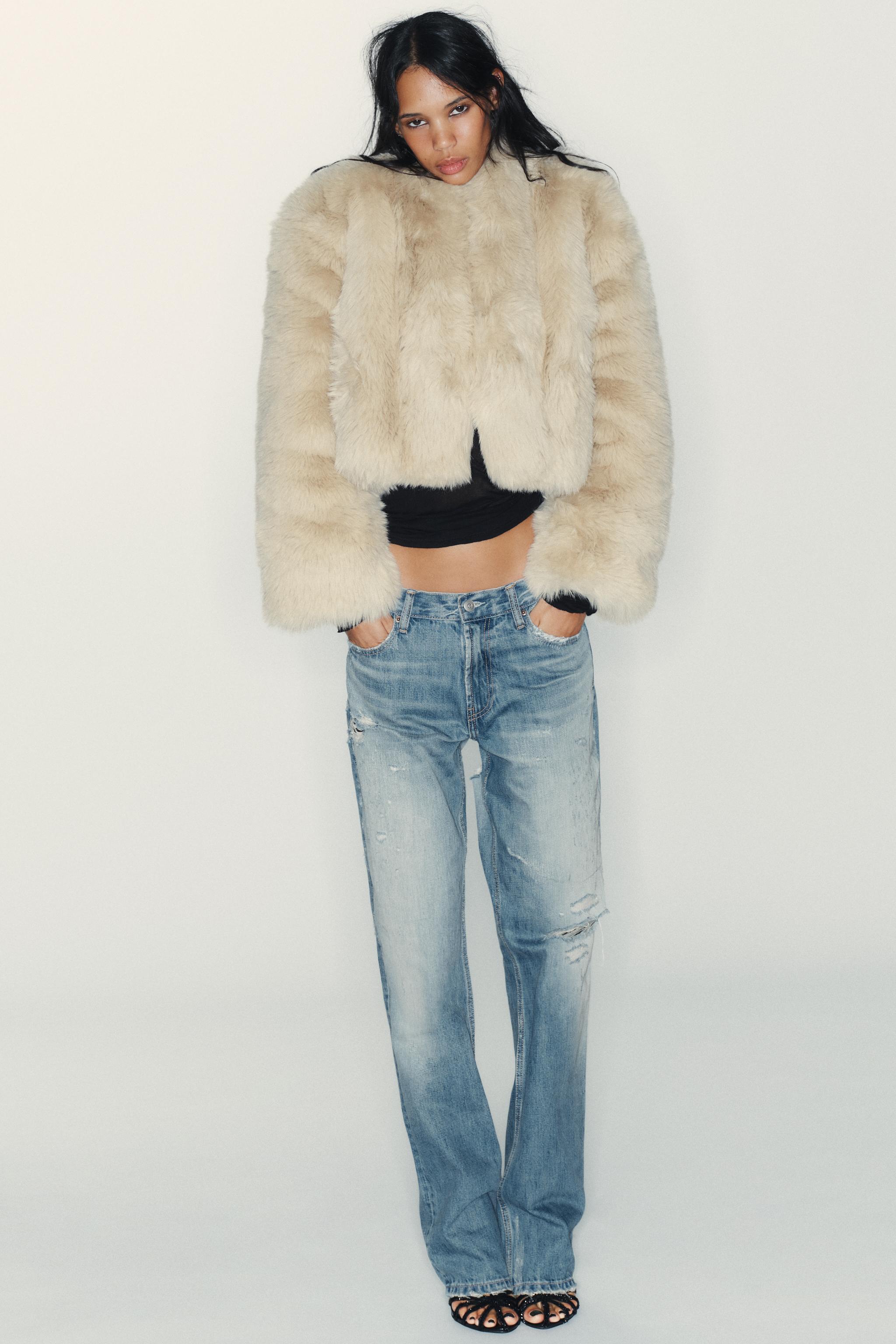 SHORT FAUX FUR COAT